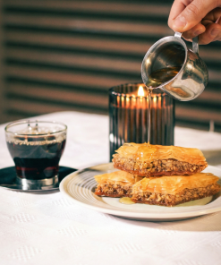 Caja de 8 Baklavas de Nuez